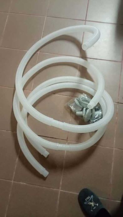 Mangueiras e kit de montagem novos – Bomba Intex 3785 L/h