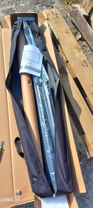 Nowy przenosny ekran projekcyjny 80cali