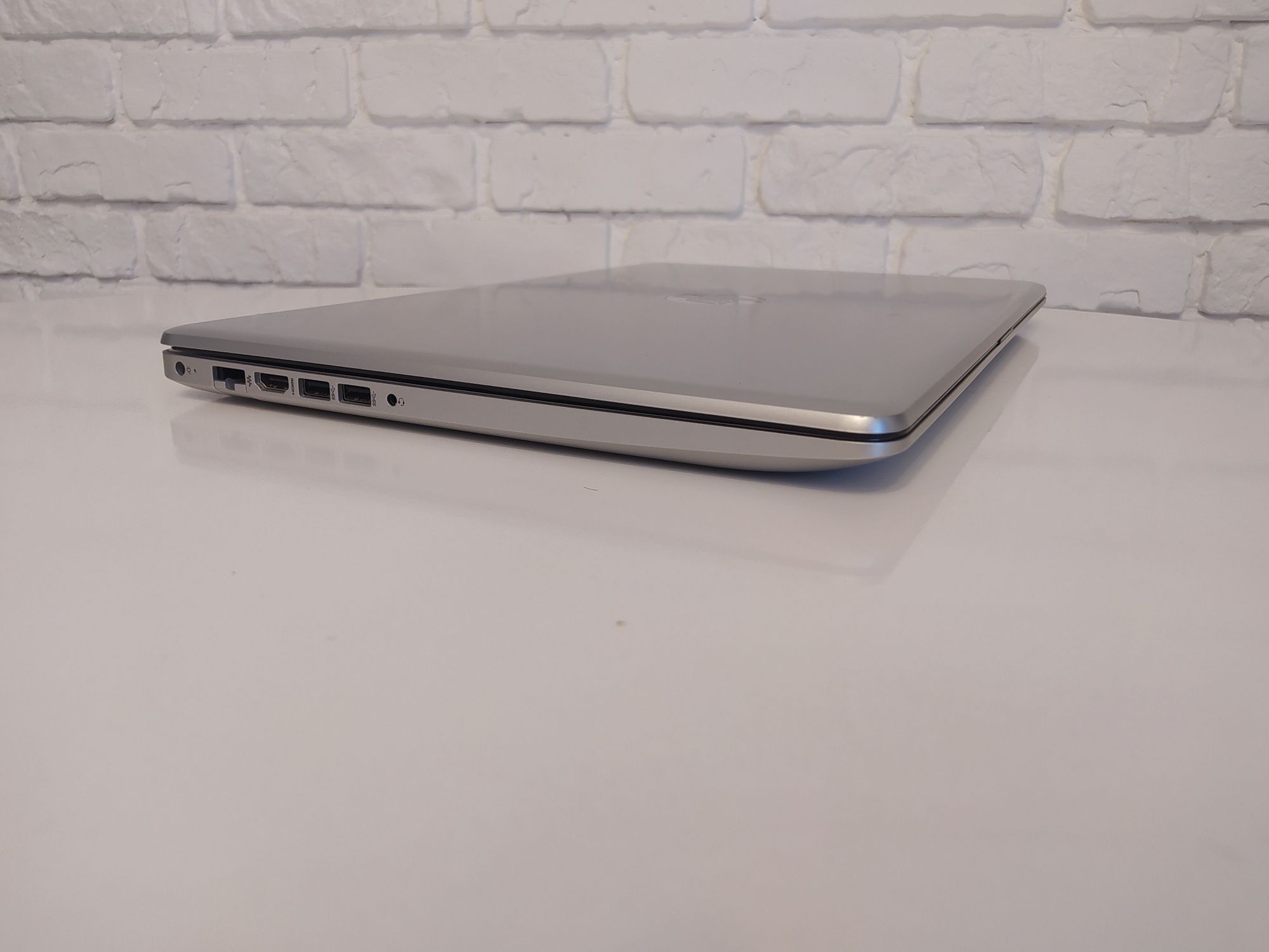 HP 17-by3053cl/17,3"FHD IPS/i5-1035G1/32Gb/1Tb