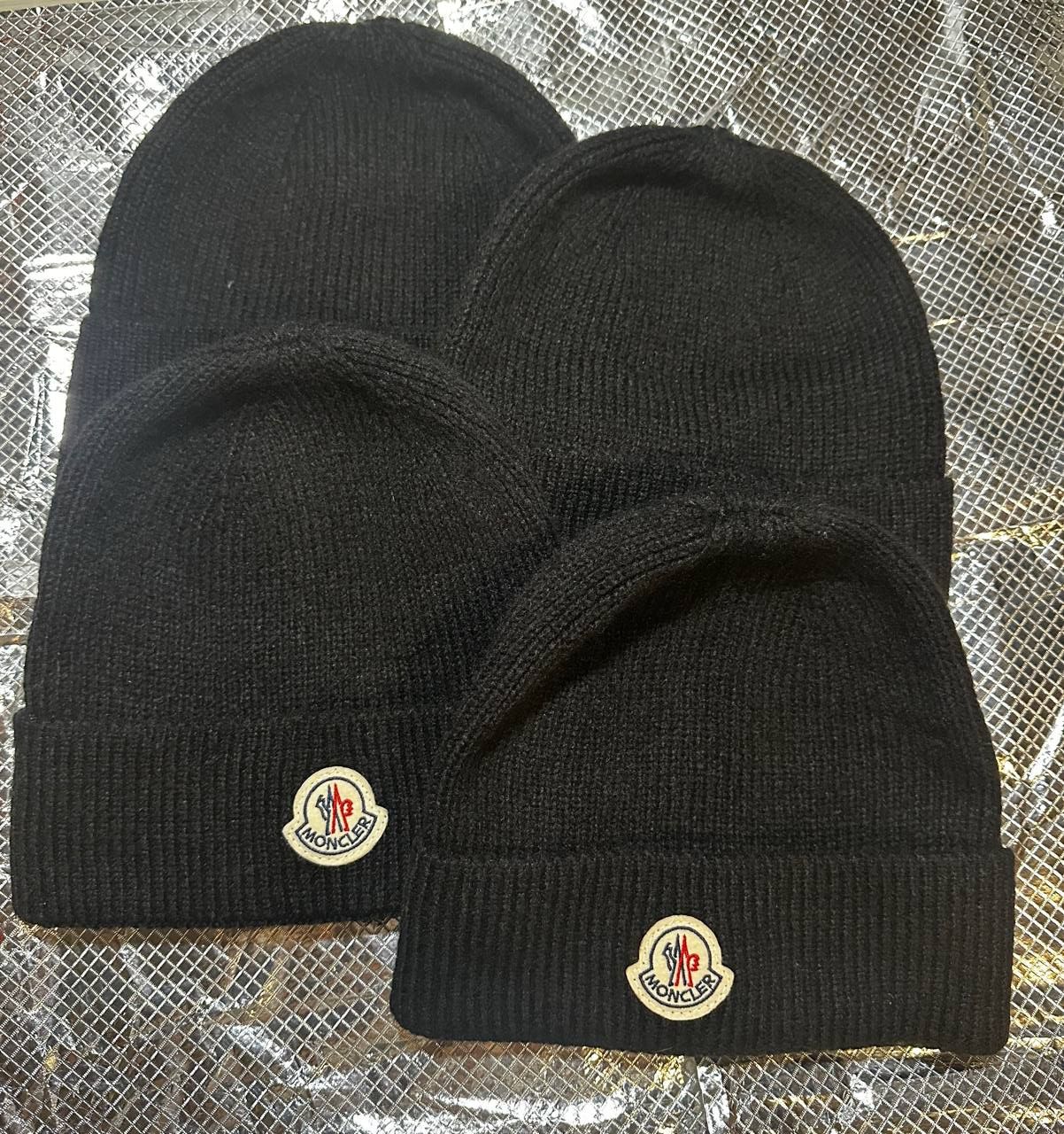 Шапка зімня Moncler