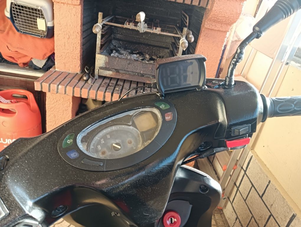 Yamaha neo s impecável