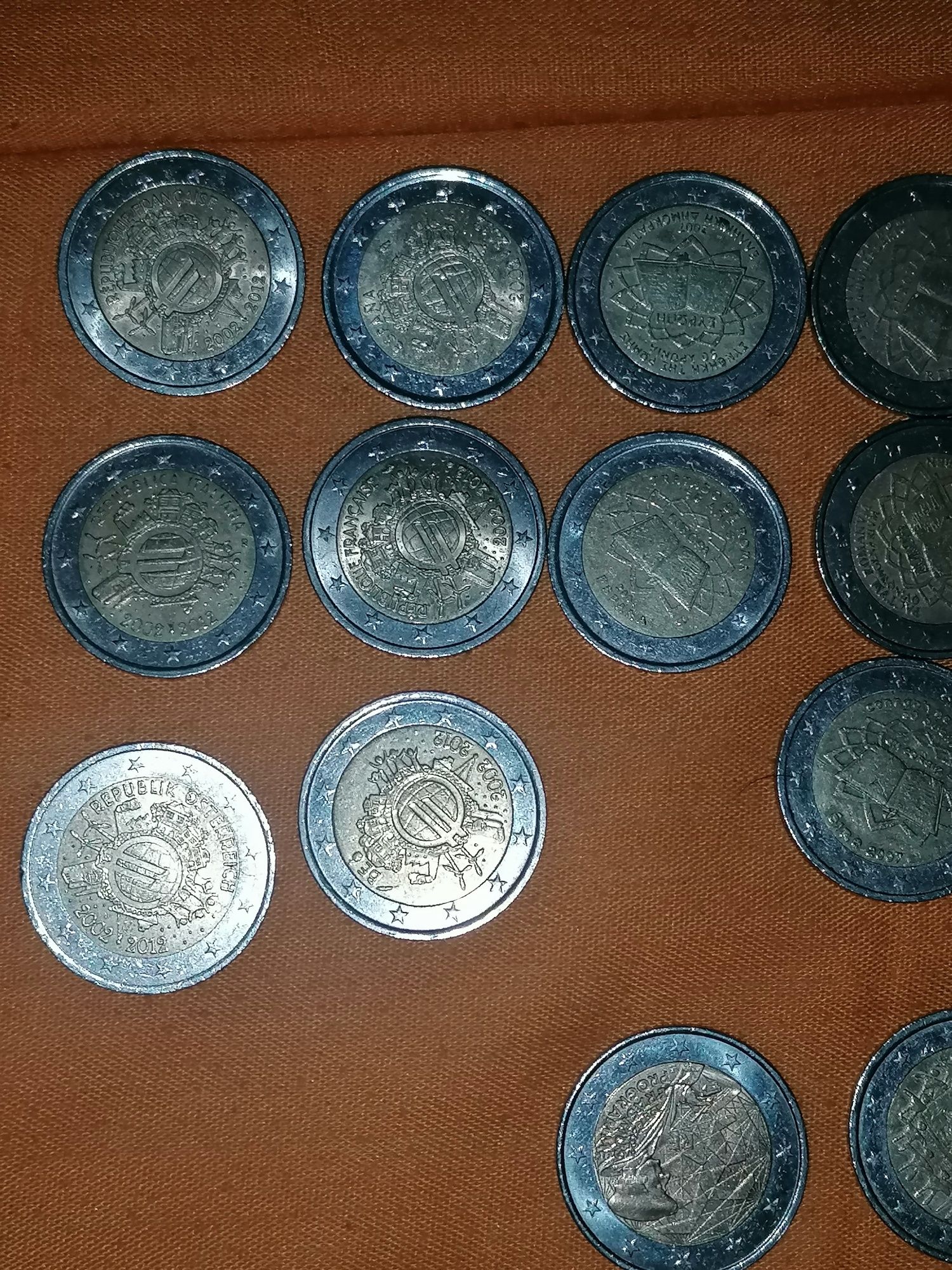 Várias moedas 2€ comemorativas
