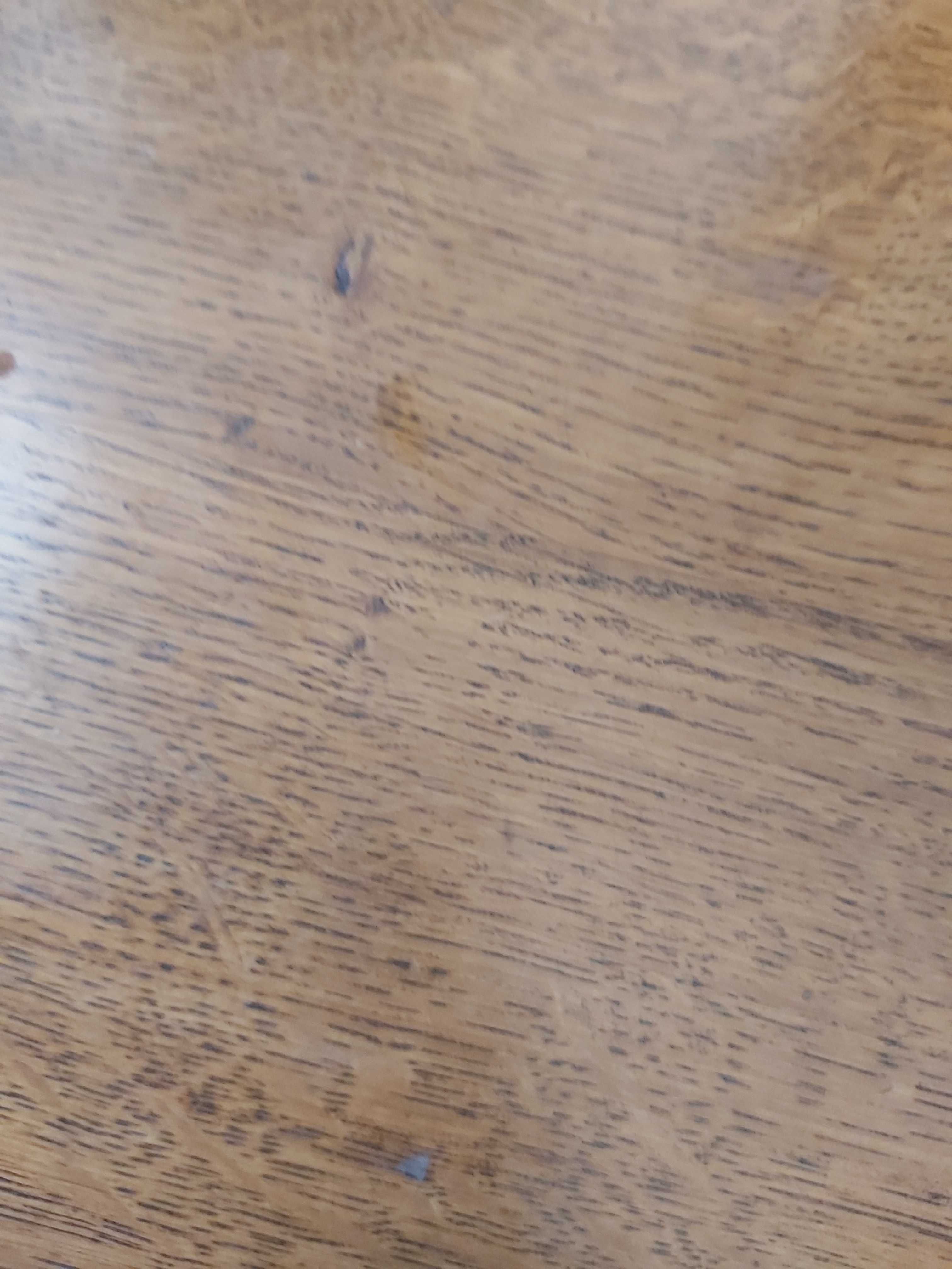 кофейный столик из дерева (дуб, очень тяжелый)