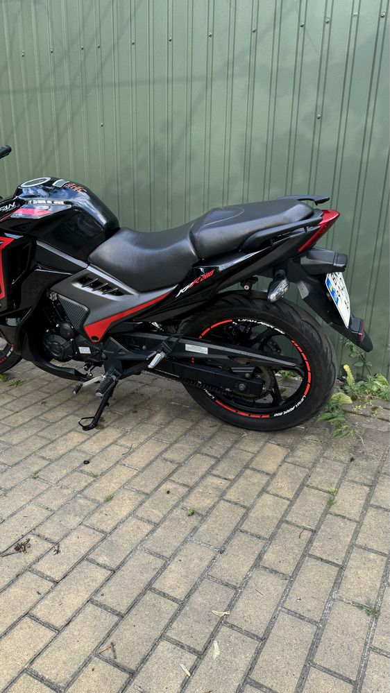 Продам lifan kpr 200