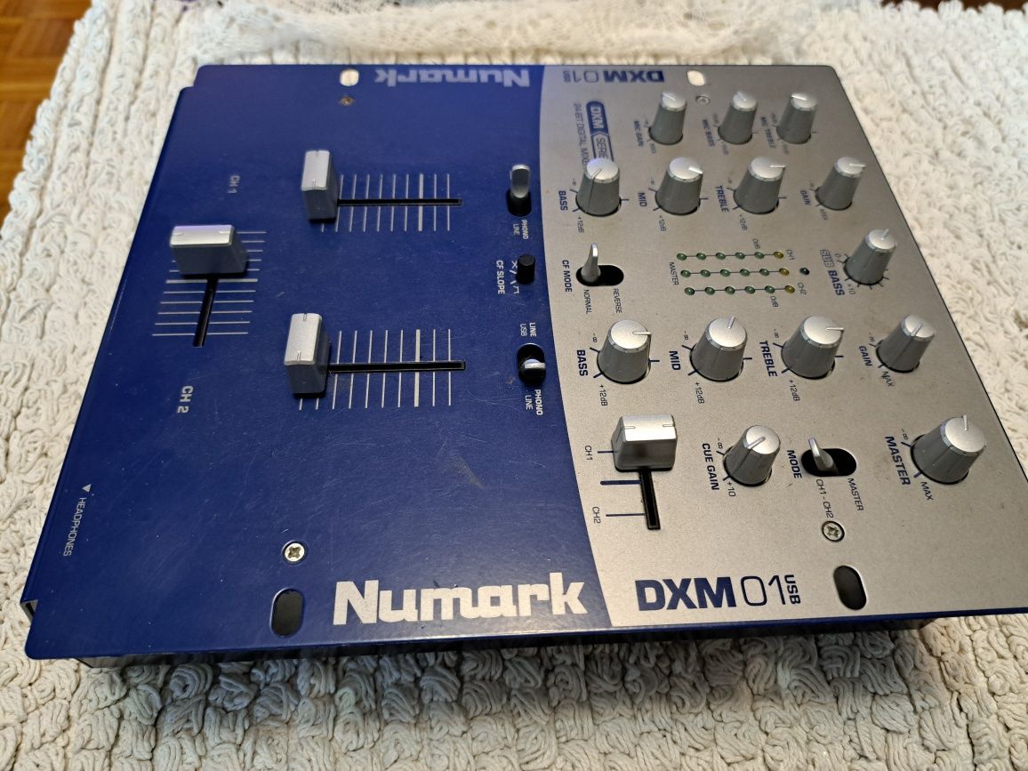 Niumark DXM 01USB mikser d.j.