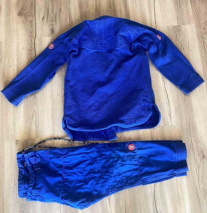 Vendo Kimono de Jiujitsu BJJ Tataimi Tamanho F2