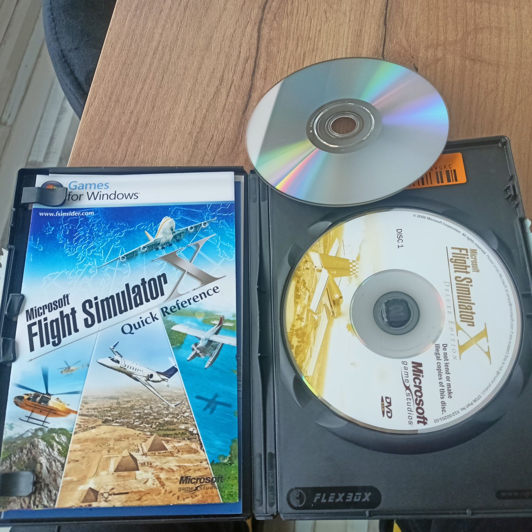 Microsoft Flight Simulator X Deluxe Edition