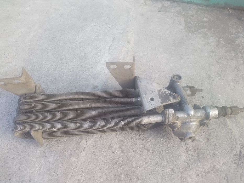 Бугеля  з болтами блока  циліндрів МАЗ Краз  ЯМЗ 236,238