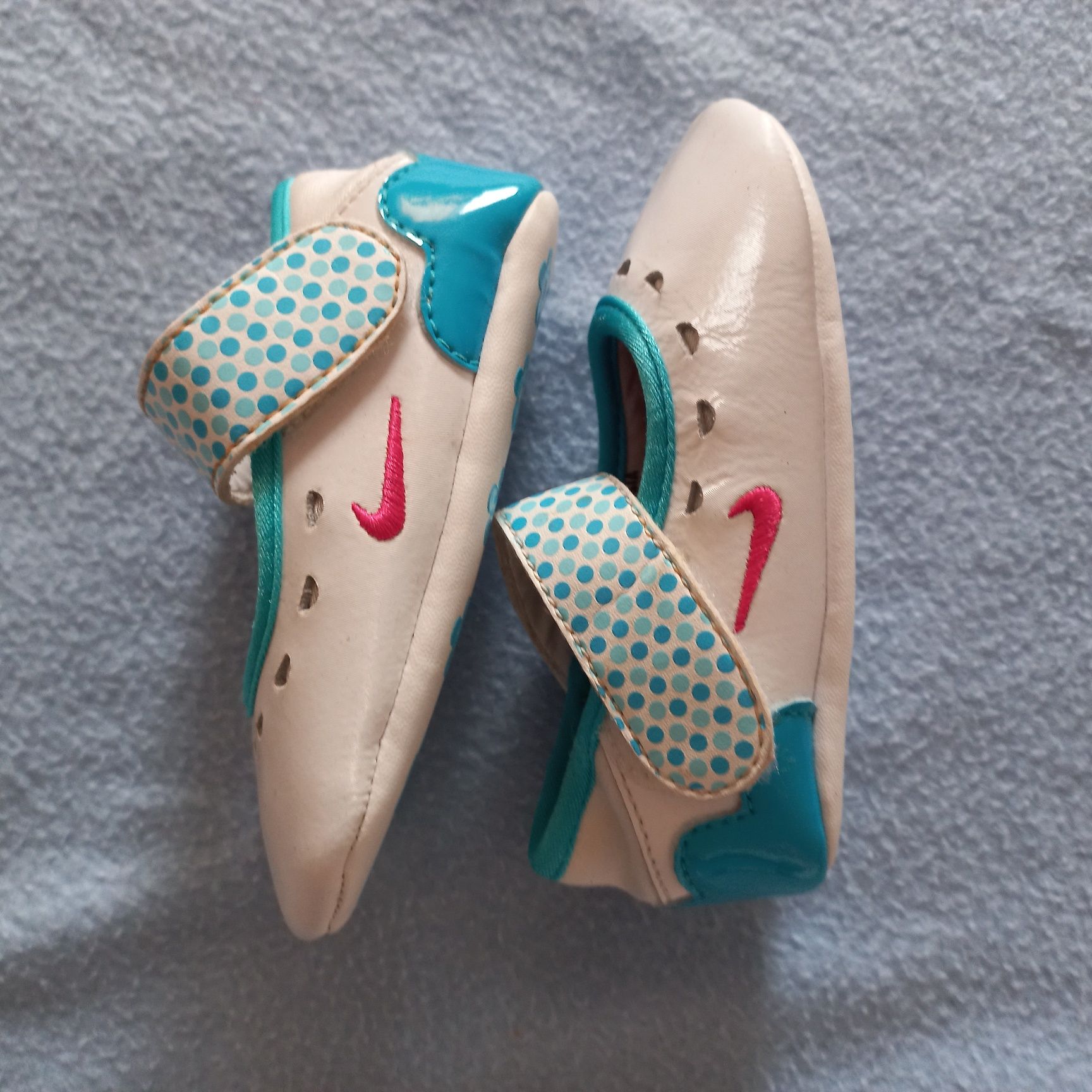 Nike buciki dla dziewczynki 10 cm