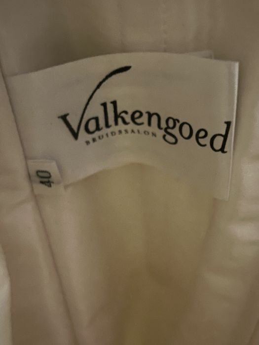 Suknia ślubna od projektanta Benjamin Roberts