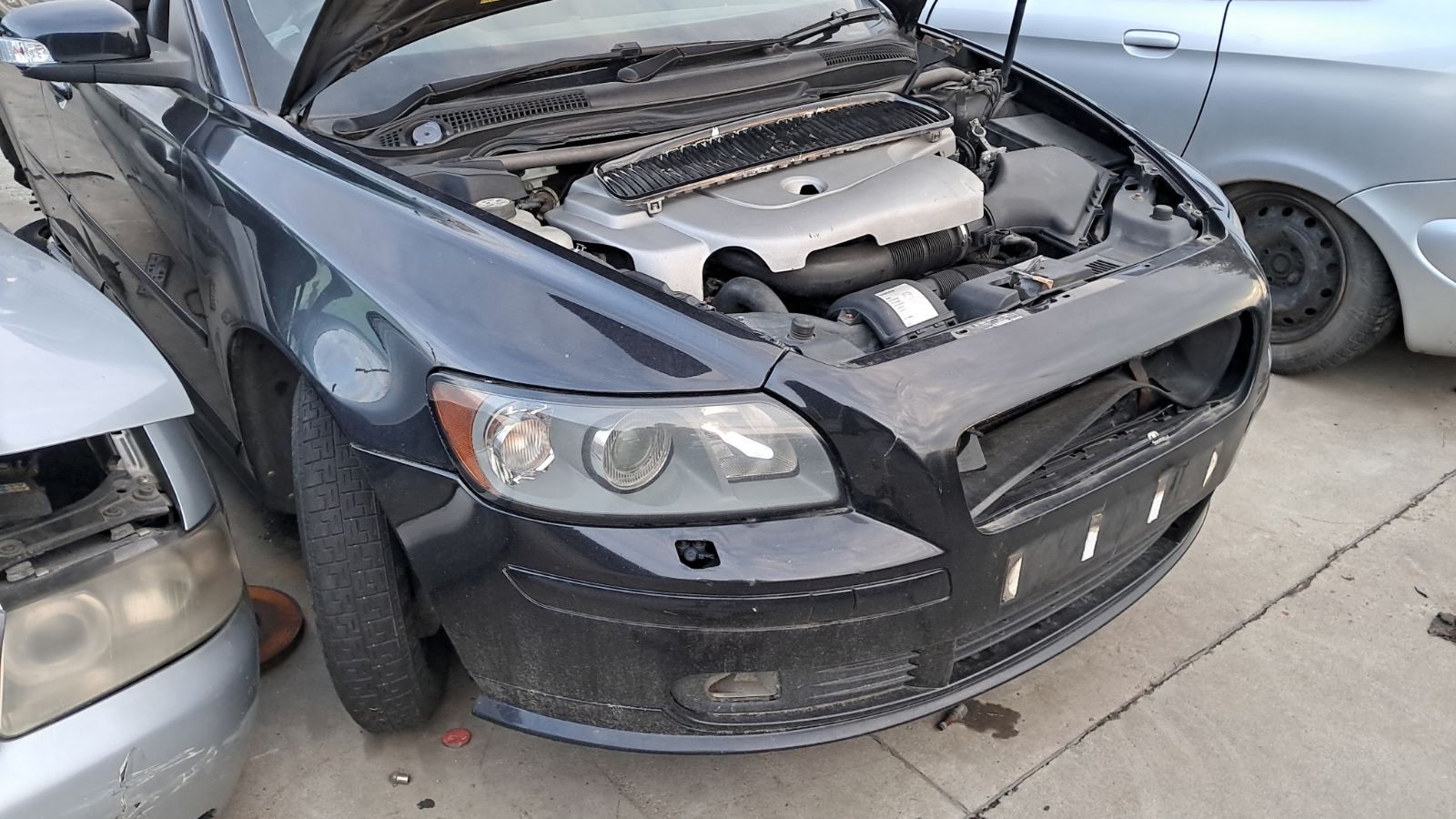 Volvo V50 XC90 S60 v60 XC60 XC70 2.4 D5244T мотор двигун двігатель D5