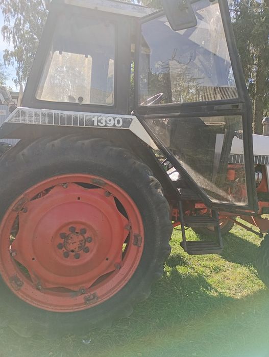 Case 1390 stan bardzo dobry!