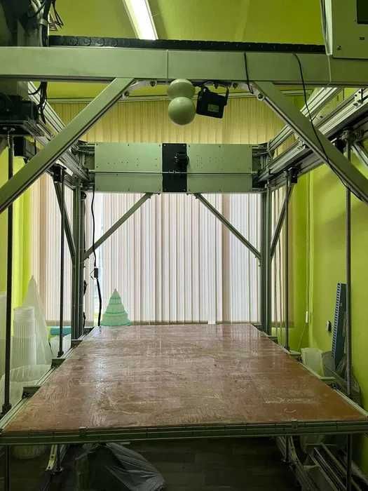 Готовий бізнес: Великогабаритний гранульний 3D-принтер (1.5х1х1.6м)