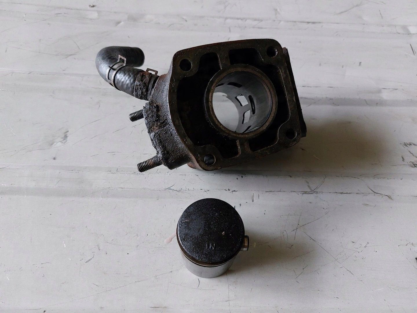 CYLINDER  TŁOK KPL HONDA NSR 50