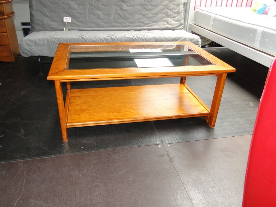 Grande mesa de centro em madeira maciça - óptimo estado