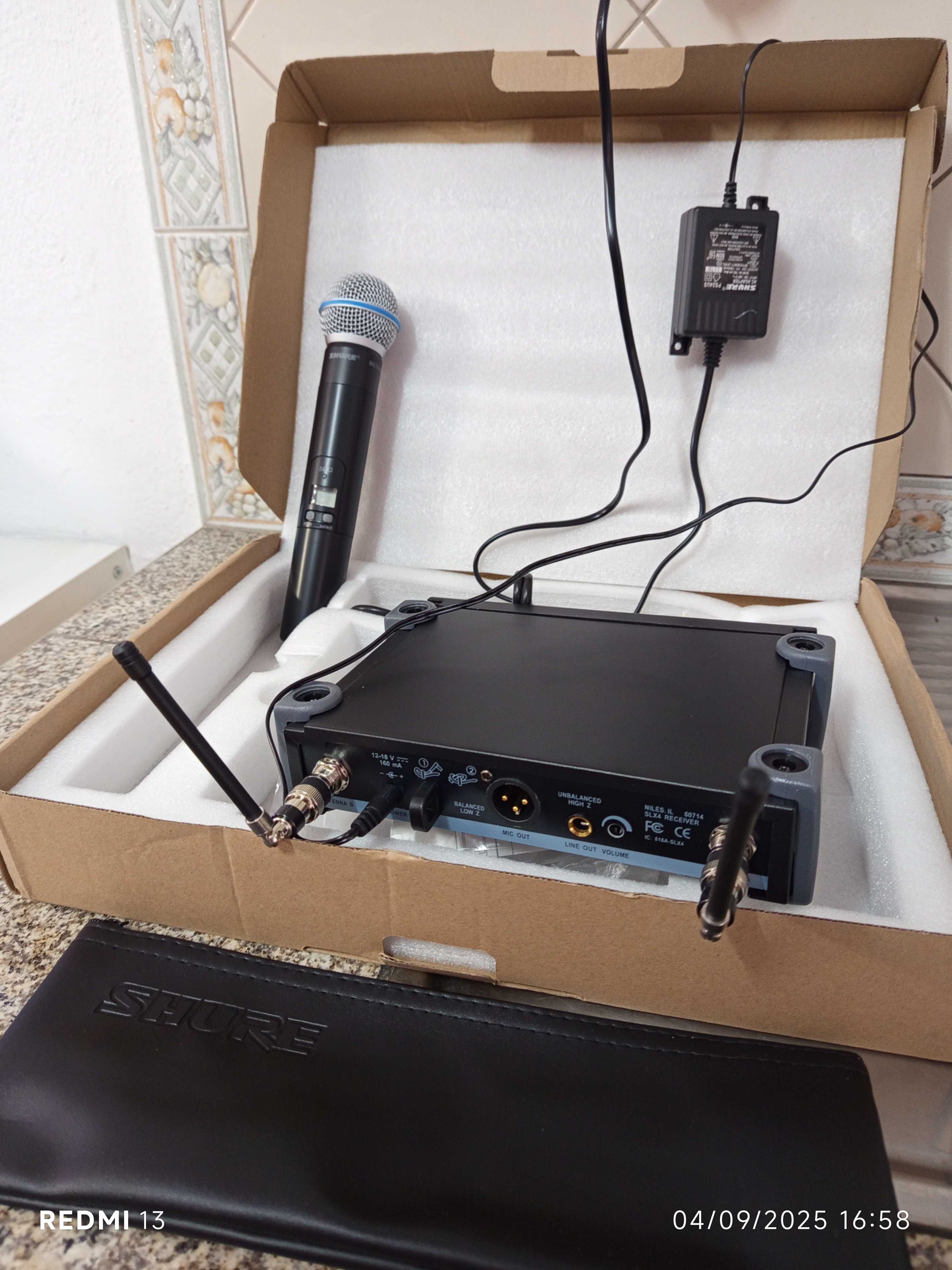 Micro sem fio SHURE SLX4