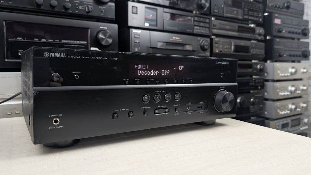 Yamaha RX-V581 Wysokiej jakość amplituner kina domowego z wi-fi .