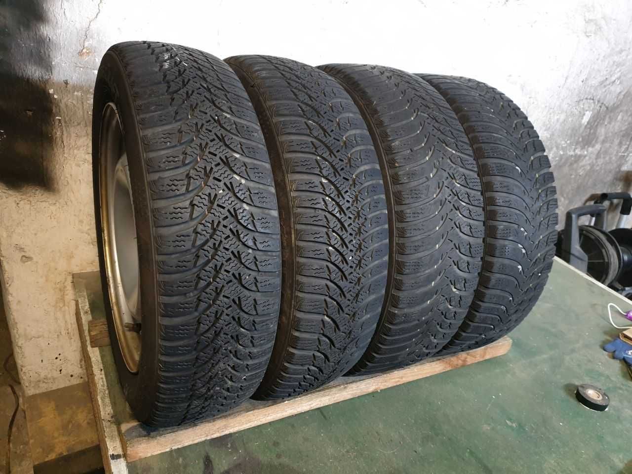 Felgi Renault Twingo Smart R15 4x100 opony zimowe 165/65R15 185/60R15