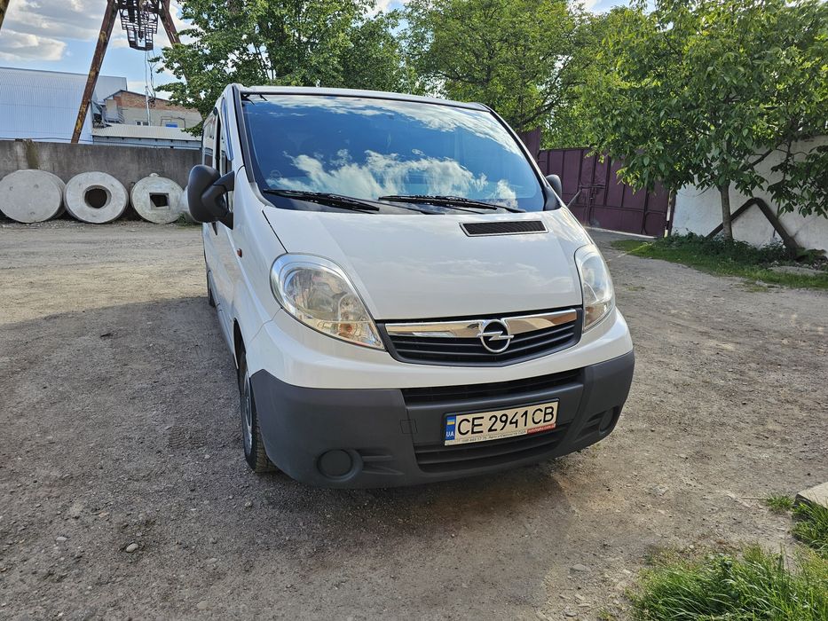 Продам Opel Vivaro