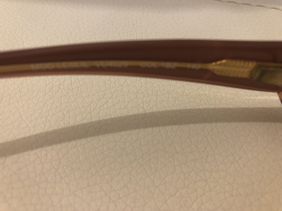 Armação de óculos graduados Furla com caixa