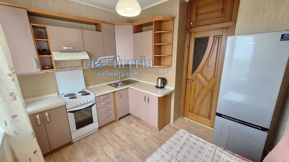 2-кім 59 м.кв. Квітневий пров. 8 Мостицький м-в, Виноградар