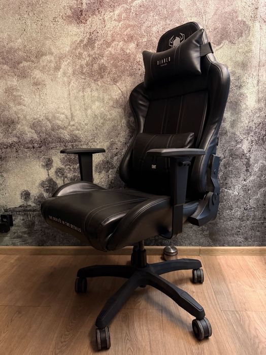 DIABLO CHAIRS X-One 2.0 (XL, King Size) Czarno-czarny