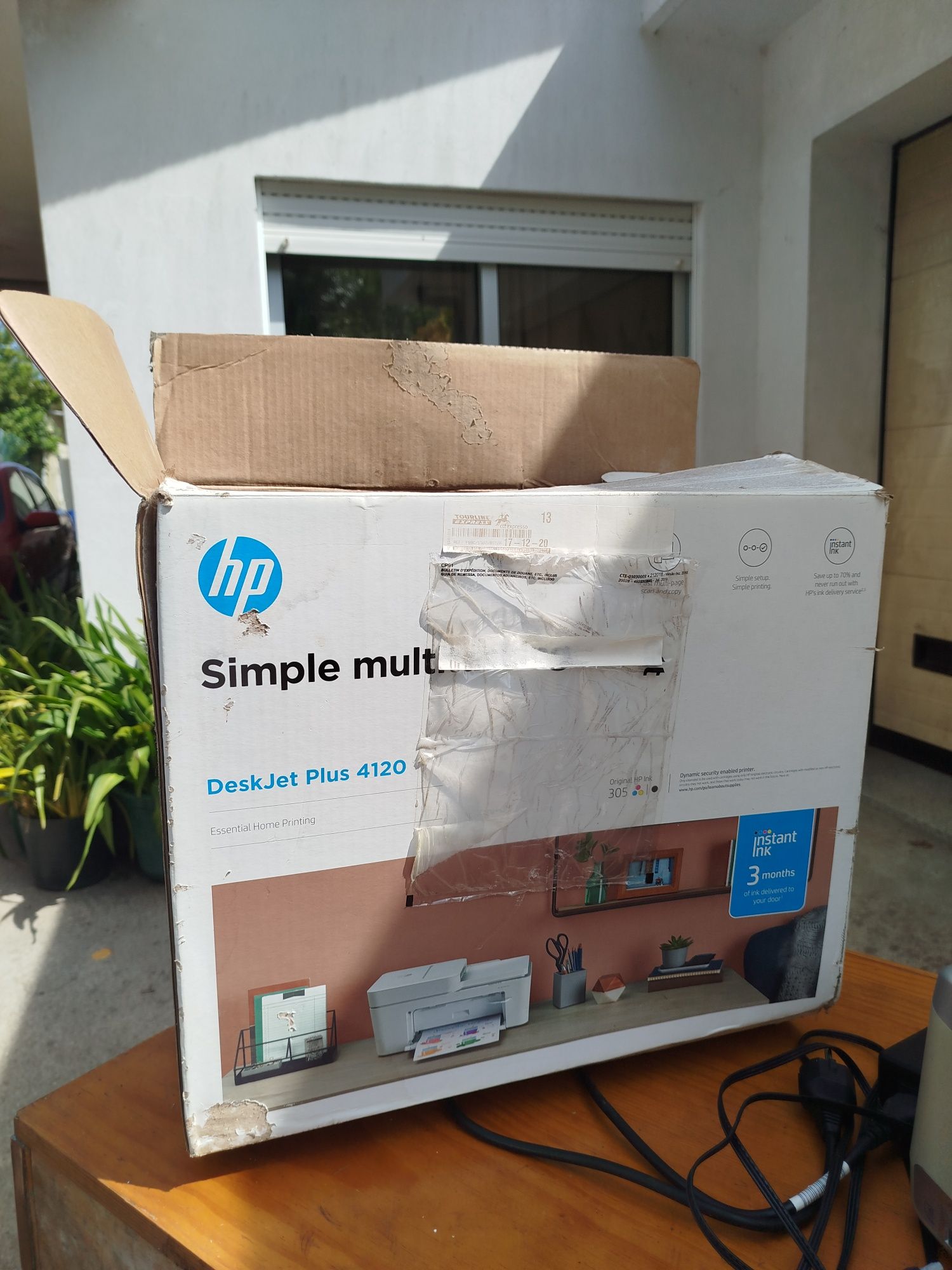 Vendo impressora DeskJet Plus 4120