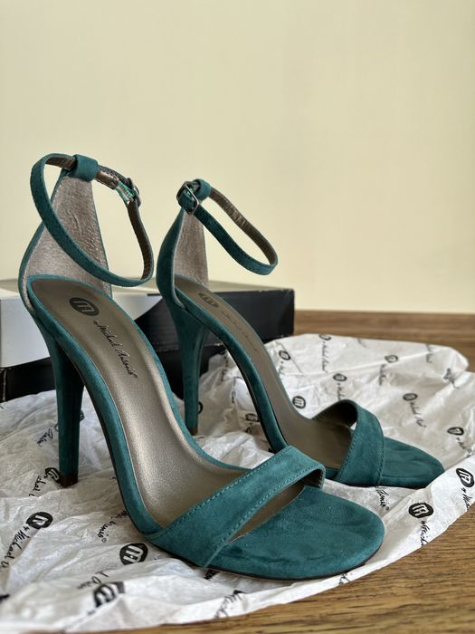 Босоніжки Michael Antonio