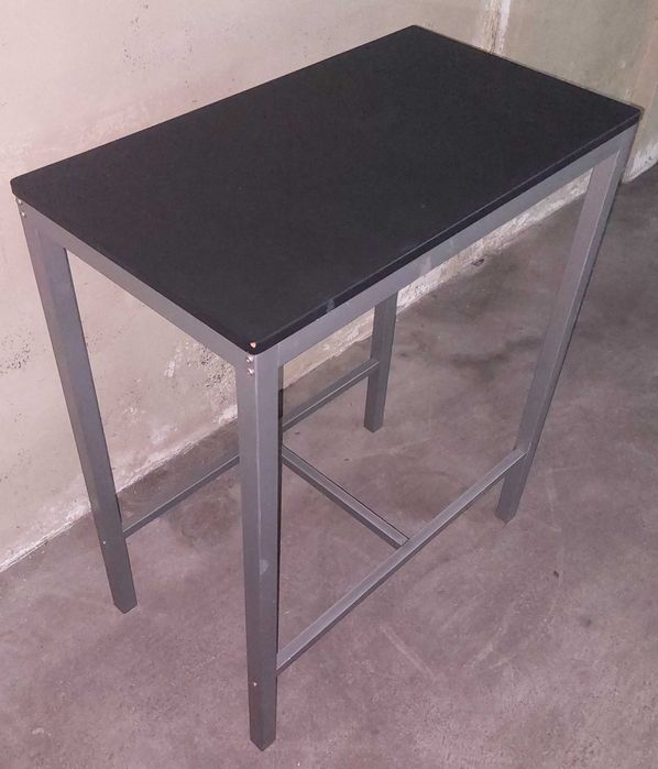Mesa alta / Balcão