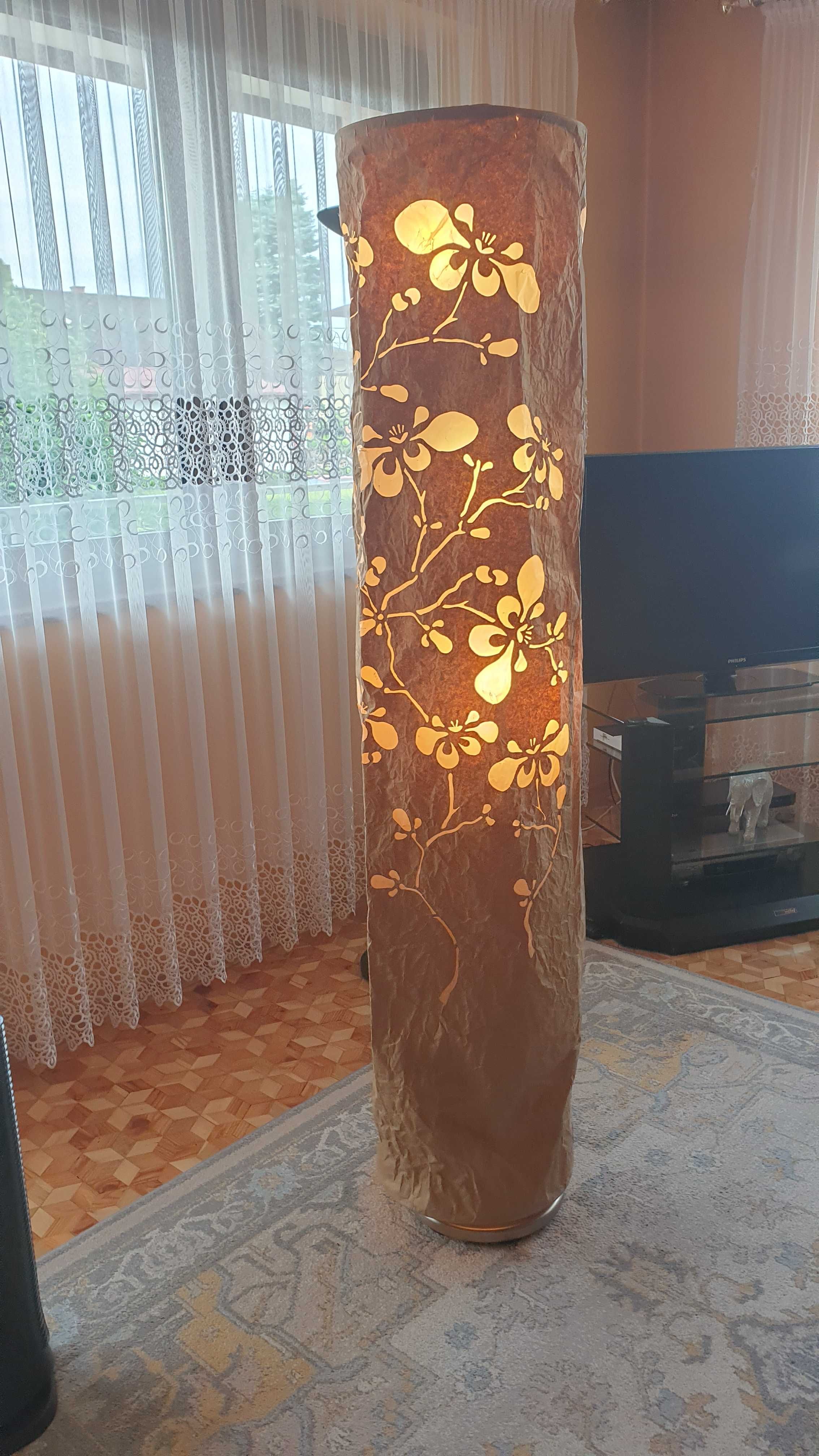 Lampa stojąca, podłogowa, z trzema żarówkami