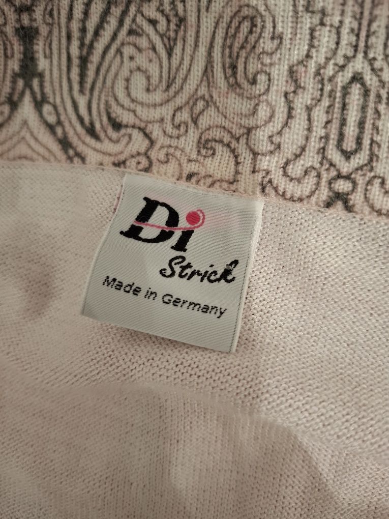 Różowy sweter bluzka Districk L