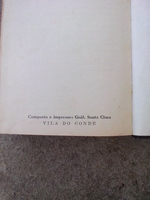 Eça de Queiroz - Entre os Seus