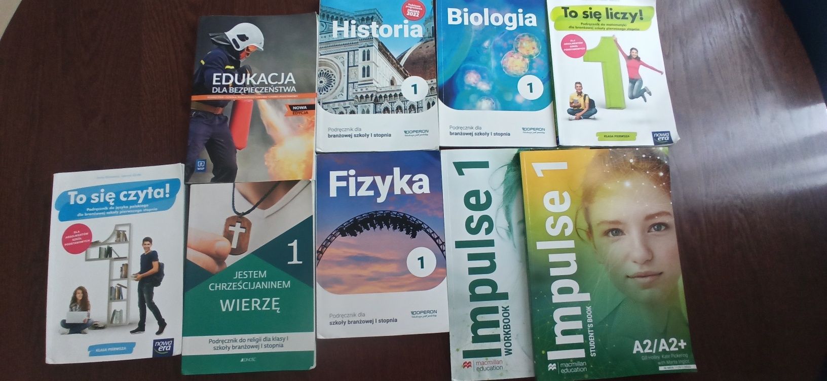 Książki dla klasy 1 szkoły wielozawodowej