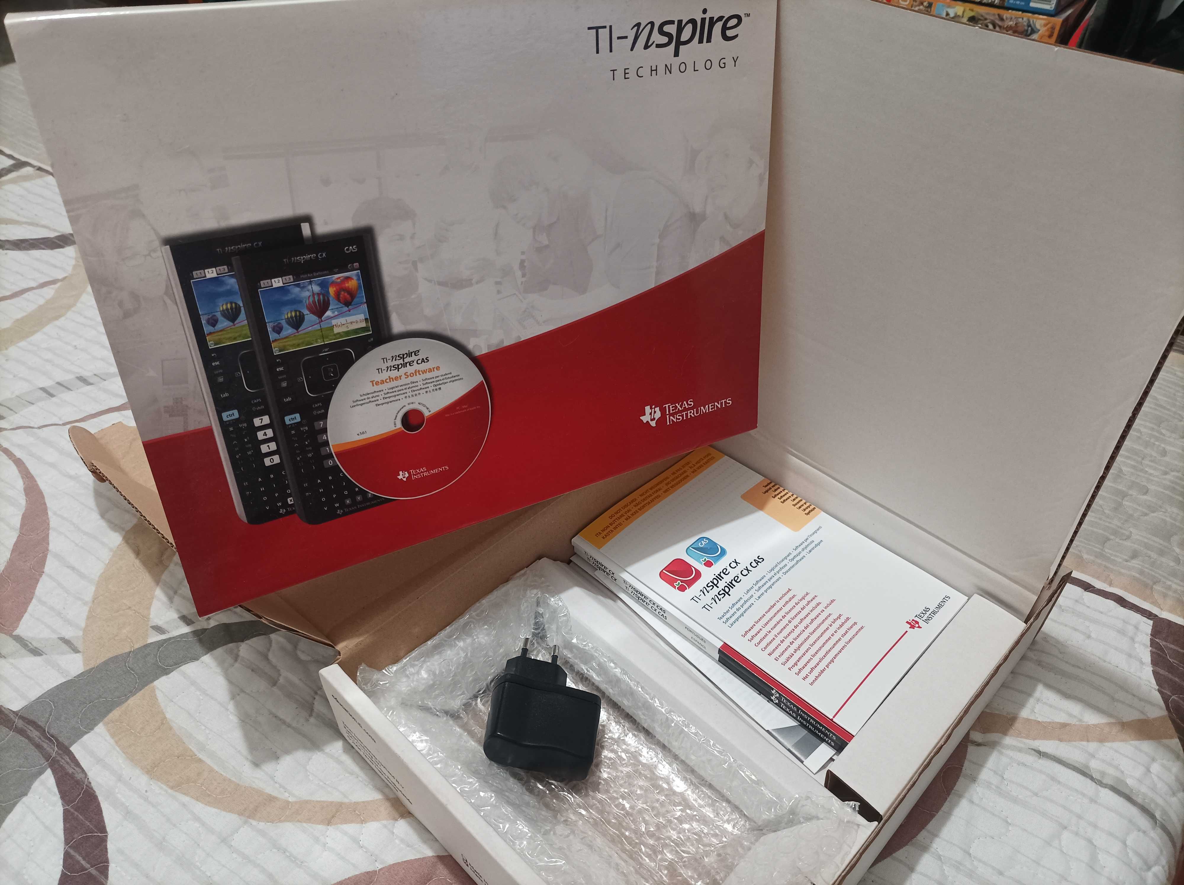 Calculadora TI NSPIRE CX CAS