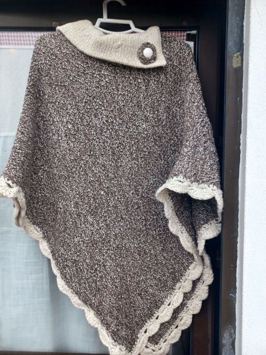 Mantinha ( feita á mão)