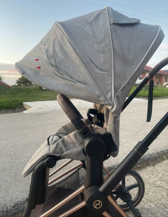 Cybex Priam 4.0 rose gold ,siedzisko z tapiceka KOI