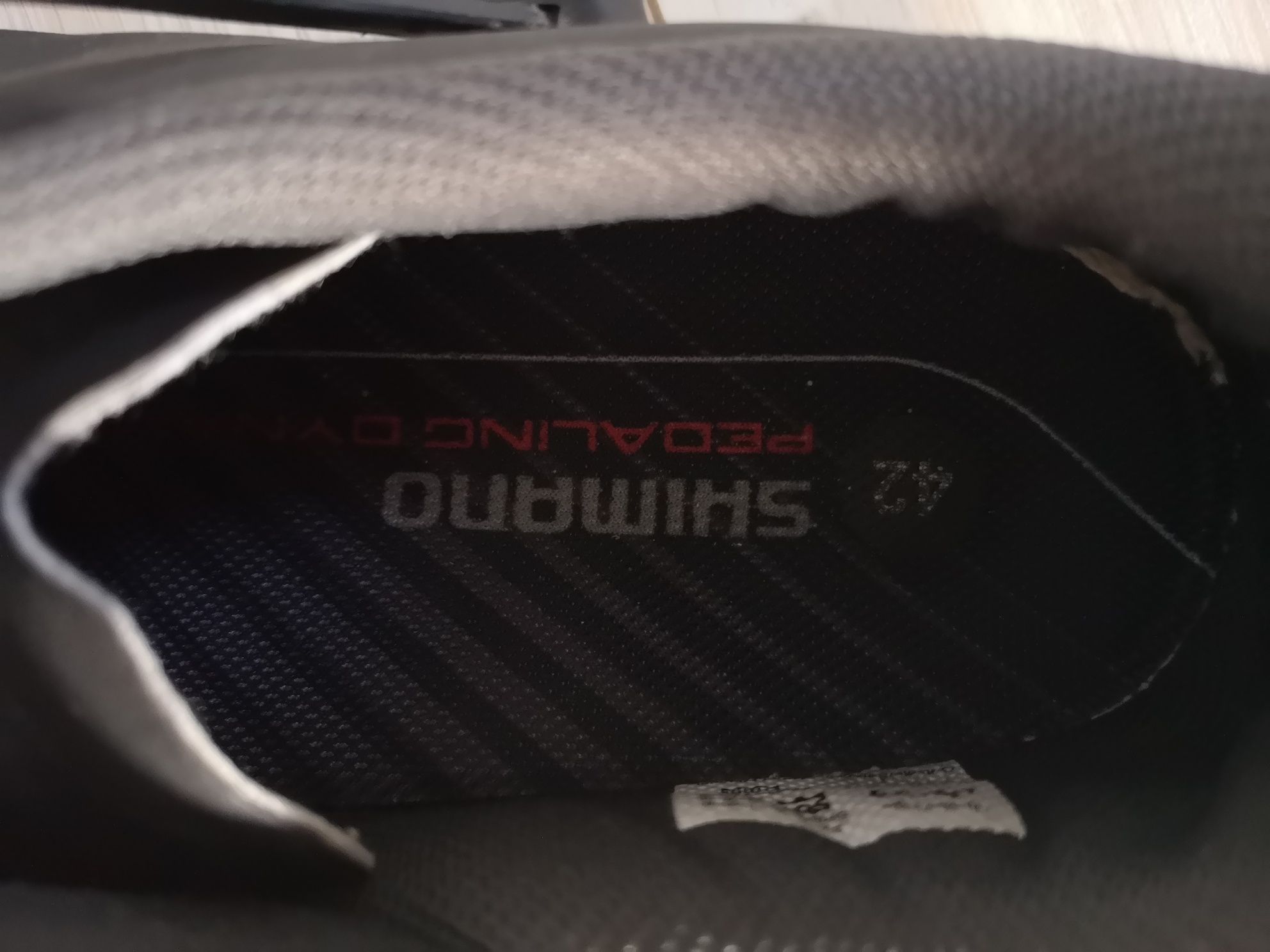 Buty z zapięciami Shimano