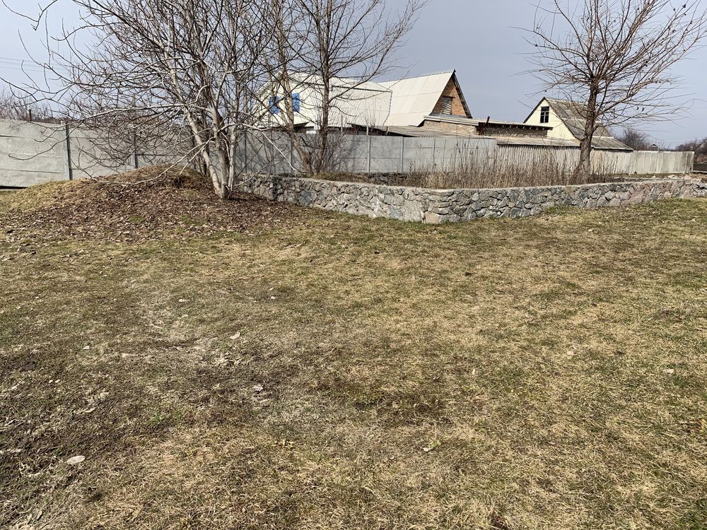 Продам земельну ділянку