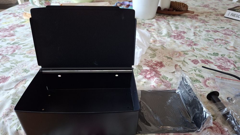 Uchwyt na papier toaletowy