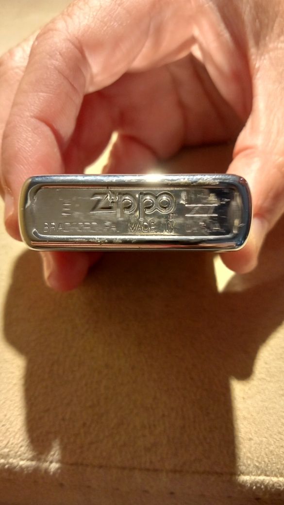 Isqueiro Zippo novo