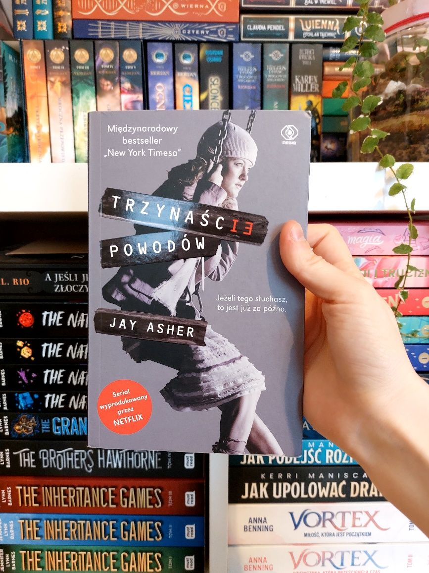 Książka "Trzynaście powodów" Jay Asher