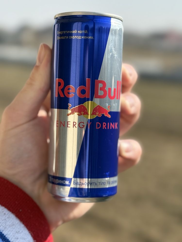 Red Bull 250 ml баночка