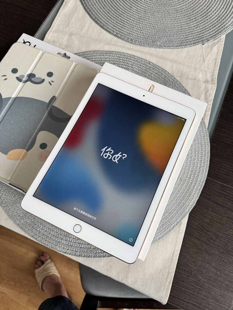 Ipad Air WIFI 16 gb Gold, model A1566