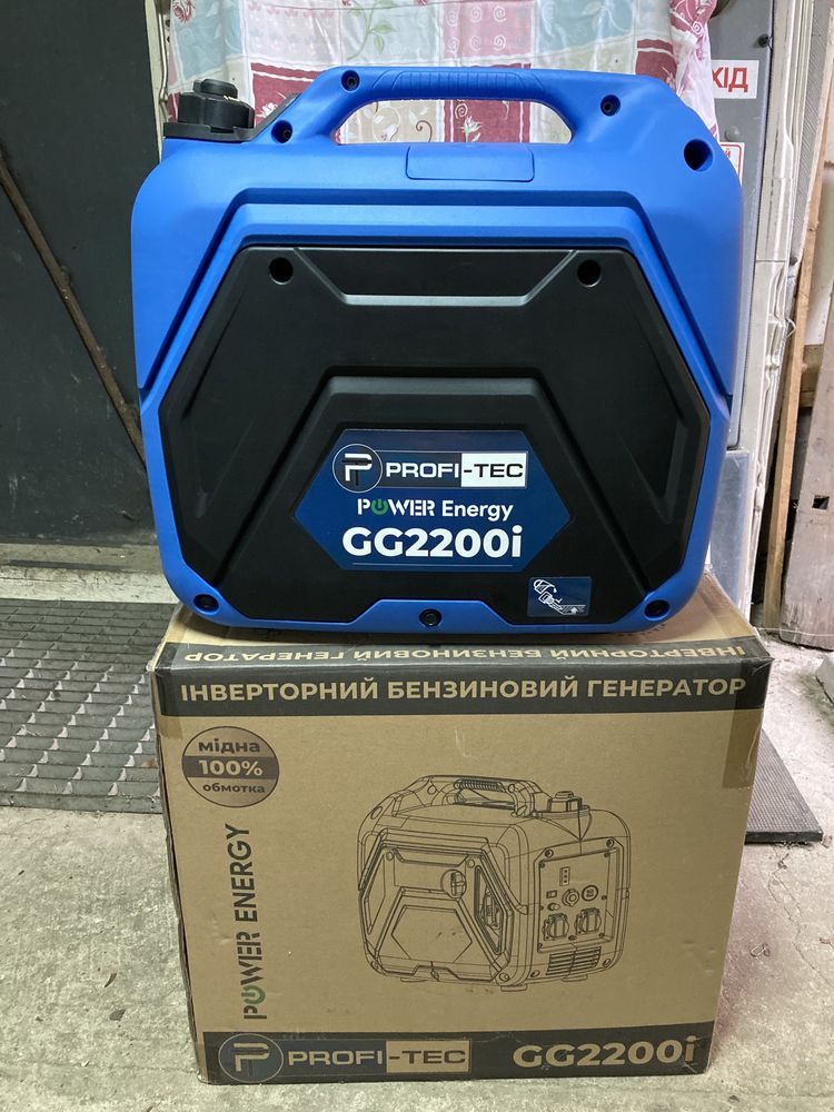 Інверторний бензиновий генератор PROFI-TEC GG2200i