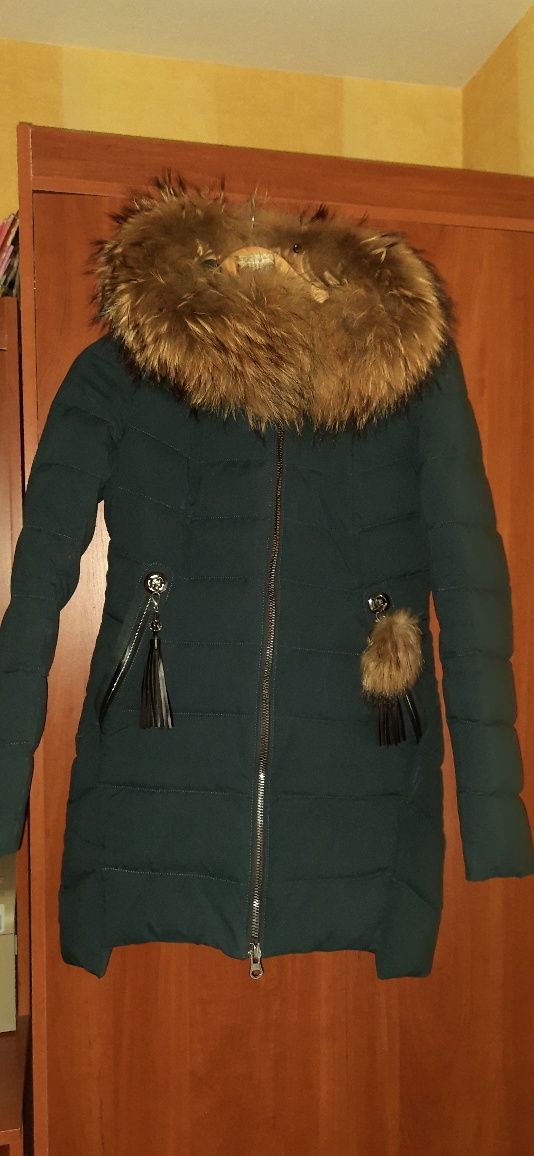 Зимний теплый пуховик,зимняя курточка