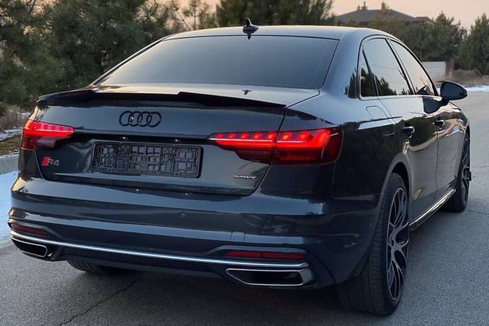 Audi A4 premium 2020