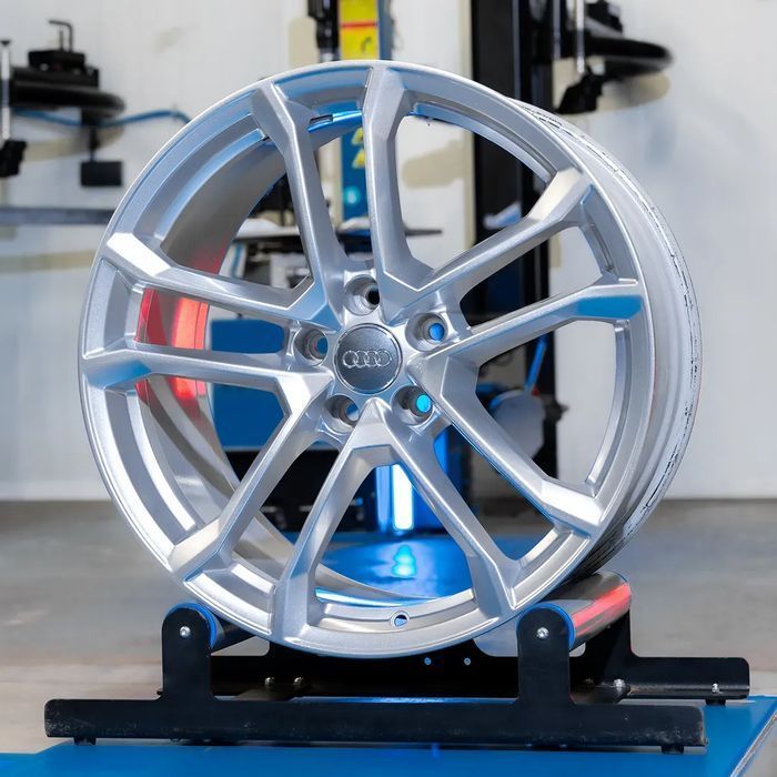 Oryginalne Felgi Audi 19" R8