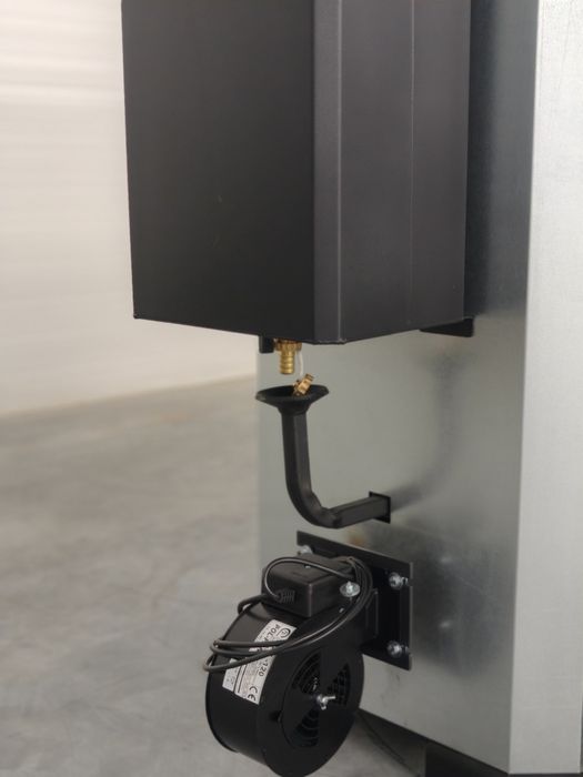 Koza warsztatowa piec nadmuchowy nagrzewnica do warsztatu  stary olej