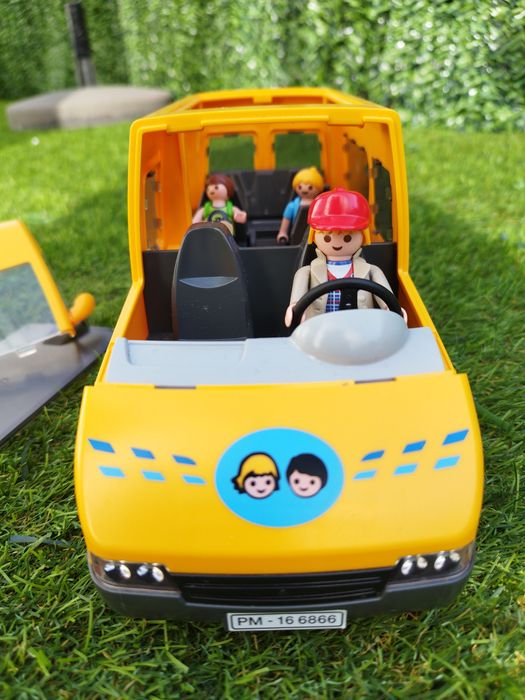 Escola e Carrinha transporte escolar Playmobil