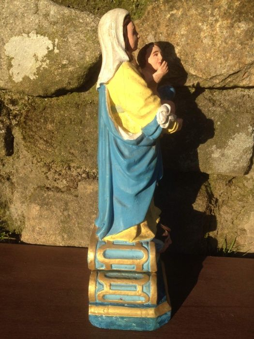 Imagem Nossa Senhora c/menino em madeira de castanho com pintura